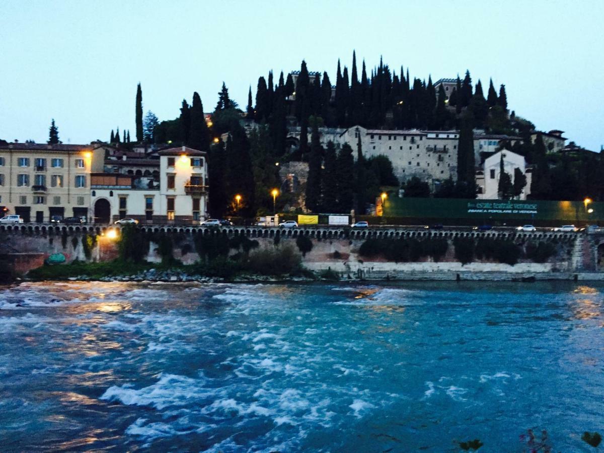 Casa Al Teatro Apartman Verona Kültér fotó